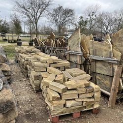 Hootens Lawn & Tree Service - Landscaping Rocks