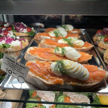 Karl Fazer Café - Gravalax - Coffee & Tea Near Me - Helsinki, 18