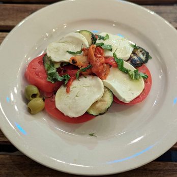 Bistro La Baia - Caprese La Baia - Italian Near Me - Philadelphia, Pennsylvania