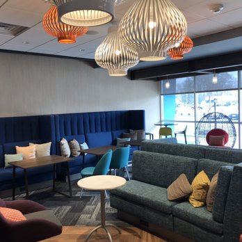 Tru by Hilton Georgetown - Lounge space - Hotels Near Me - Georgetown, Delaware