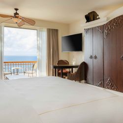 JC Royalty Xcapes - Marquis Los Cabos