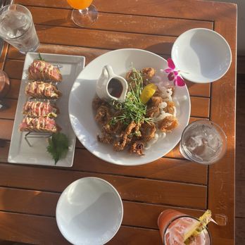 The Beachcomber - Tiny Ahi Tacos and Kung Pao Calamari - Seafood Near Me - Newport Beach, California