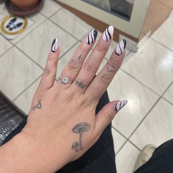 Top Nails II - Nail Salons Near Me - Newark, New Jersey Top Nails II - Nail Salons Near Me - Newark, New Jersey