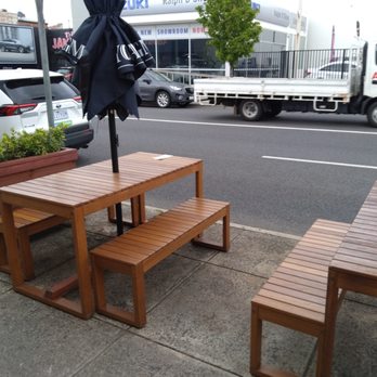 Youngman Cafe - Outdoor Seating - Cafes Near Me - Preston, VIC Youngman Cafe - Outdoor Seating - Cafes Near Me - Preston, VIC