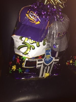 The Station Sports Bar and Grill by null