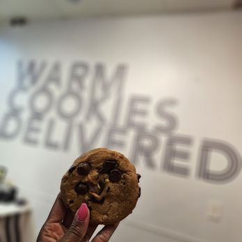 Insomnia Cookies - Desserts Near Me - St Louis, Missouri