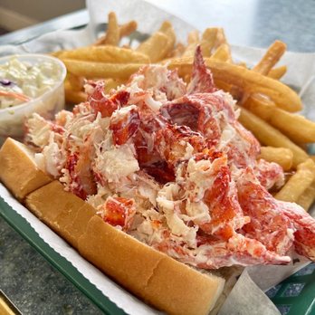 Eagles Nest Restaurant - Lobster Roll - Seafood Near Me - Brewer, Maine Eagles Nest Restaurant - Lobster Roll - Seafood Near Me - Brewer, Maine