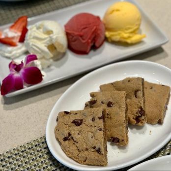 NM Cafe - Cookie + gelato flight - New American Near Me - San Diego, California