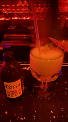 Abe's Pagoda Bar by null