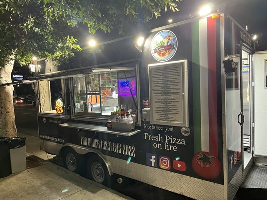 Bella Luna Pizza by null