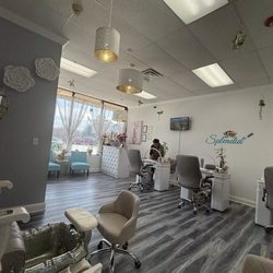 Splendid Mani Pedi - Entrance