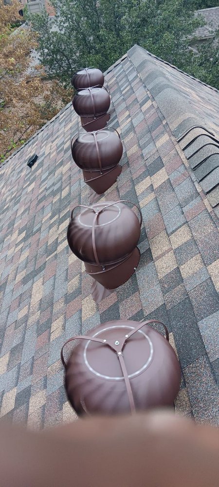 Slide of Best Roofer Solar