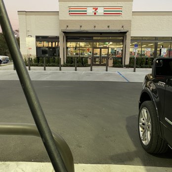 7-Eleven - Convenience Stores Near Me - Tavares, Florida