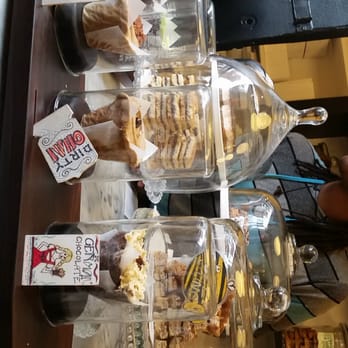 Baked & Wired - Cupcake on display - Bakeries Near Me - Washington, DC, District of Columbia