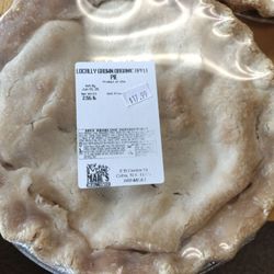 Mak's Meats & Cheese - Beautiful pie @ Mak's Meat and Cheese/ Cuba, NY
