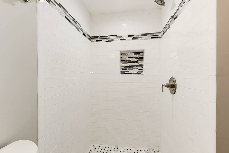 Slide of EnviroBuilt Construction