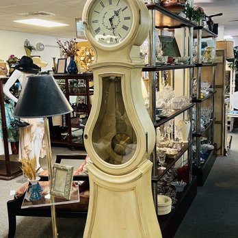 Quantum House Resale Shop - Thrift Stores Near Me - Jupiter, Florida