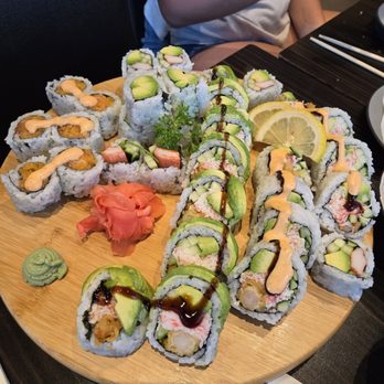 Kin Sushi - Japanese Near Me - Vaughan, Ontario Kin Sushi - Japanese Near Me - Vaughan, Ontario