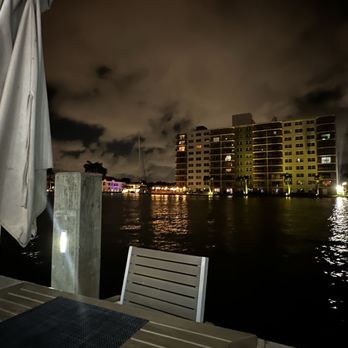 Shooters Waterfront - On the dock - New American Near Me - Fort Lauderdale, Florida