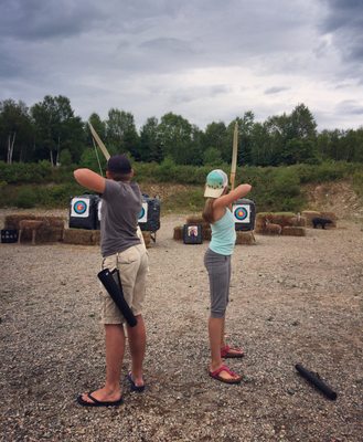Highland Bow & Arrow by null