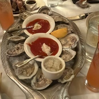 Gibsons Bar & Steakhouse - Steakhouses Near Me - Rosemont, Illinois Gibsons Bar & Steakhouse - Steakhouses Near Me - Rosemont, Illinois