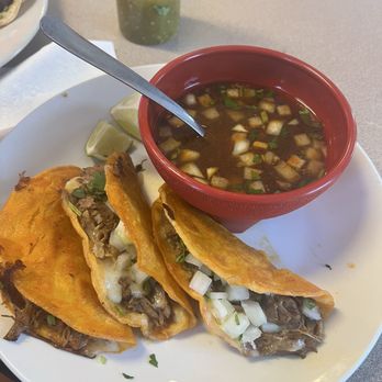 Tacos y Mariscos Ofelia - Mexican Near Me - Warner Robins, Georgia