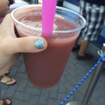 Pier 13 - Frozen blueberry lemonade - Food Trucks Near Me - Hoboken, New Jersey