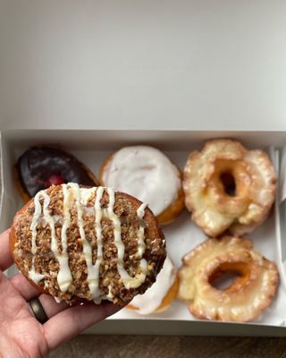 Cardigan Donuts - City Center by null