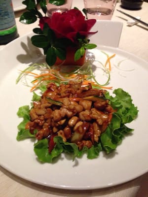 Bon Wei by null