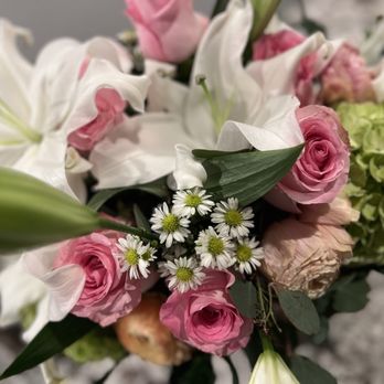 Casa Blanca Flowers - Special Bouquet. - Florists Near Me - Oxnard, California Casa Blanca Flowers - Special Bouquet. - Florists Near Me - Oxnard, California