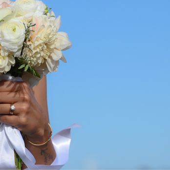 Iris + Emerson - Beautiful flowers from iris + Emerson for my wedding - Florists Near Me - San Francisco, California Iris + Emerson - Beautiful flowers from iris + Emerson for my wedding - Florists Near Me - San Francisco, California