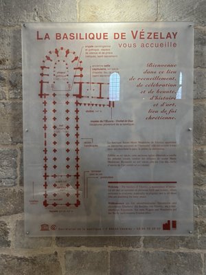 Basilique de Vézelay by null