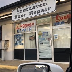 Southaven Shoe Repair - Open 'till 6.  Not so much! Following an excellent recommendation, I drove 30 minutes to find it closed at 5:30.