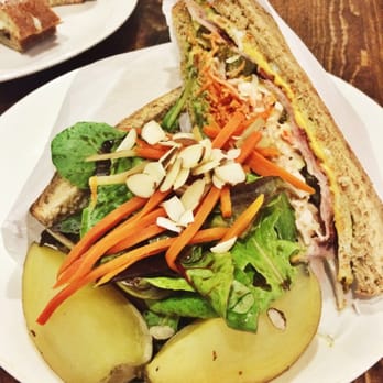 Spero Spera - The Mixed Avocado sandwich - so full of ingredients - so fresh and light but filling! The potatoes are soooo yummy!!! - Coffee & Tea Near Me - Honolulu, Hawaii