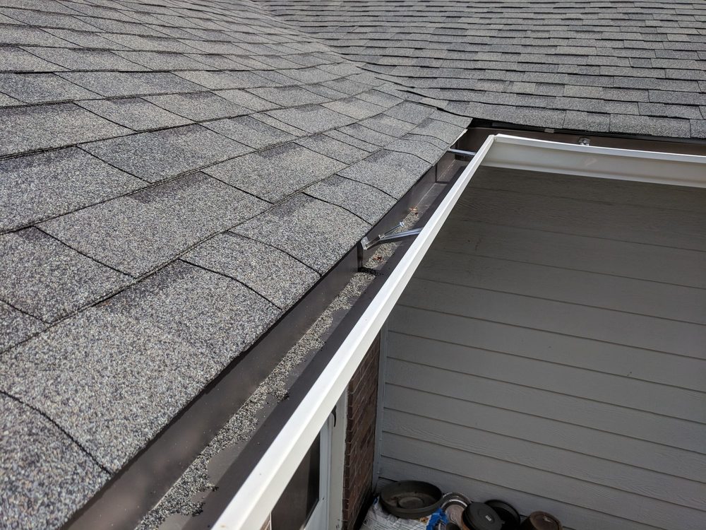 Slide of ARAC Roof It Forward