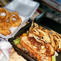 Benbrook Cafe - Patty Melt (added lettuce and tomato) ....