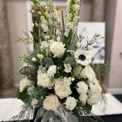 9.15 Floral Designs & Gifts