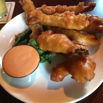 Slanted Tree Kitchen & Taproom - Burgers Near Me - Fairfield, California Slanted Tree Kitchen & Taproom - Burgers Near Me - Fairfield, California