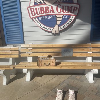 Bubba Gump Shrimp - Photo opp out front to the right of the entrance. - Seafood Near Me - Long Beach, California Bubba Gump Shrimp - Photo opp out front to the right of the entrance. - Seafood Near Me - Long Beach, California