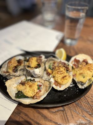 Whiskey & Oyster by null