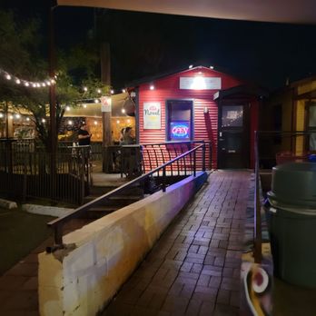 Novel Ice Cream - Outside - Desserts Near Me - Phoenix, Arizona