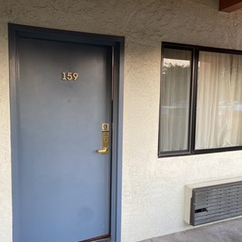 Campbell Inn - Outside of room - Hotels Near Me - Campbell, California Campbell Inn - Outside of room - Hotels Near Me - Campbell, California
