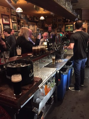 Tig Cóilí by null