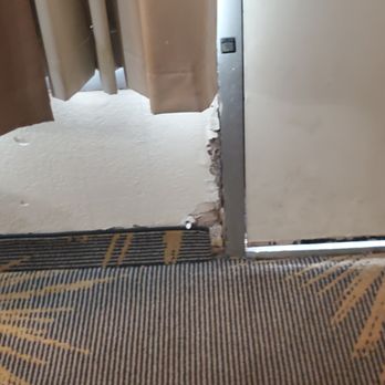 Days Inn by Wyndham Salisbury - Wall has holes in it 1 inch gap at door entry heat is rolling in - Hotels Near Me - Salisbury, Maryland Days Inn by Wyndham Salisbury - Wall has holes in it 1 inch gap at door entry heat is rolling in - Hotels Near Me - Salisbury, Maryland