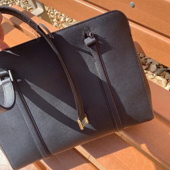 kate spade new york outlet - Kate spade purse barely used. Would not offer to help repair or replace purse. - Women's Clothing Near Me - Chandler, Arizona kate spade new york outlet - Kate spade purse barely used. Would not offer to help repair or replace purse. - Women's Clothing Near Me - Chandler, Arizona
