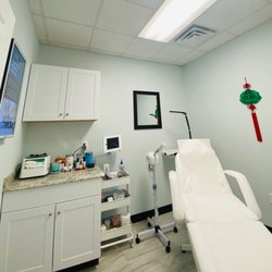 Clinica Hispana Pura Vida