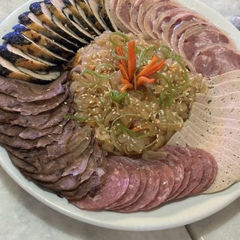 DVR Restaurant & Lounge - Gỏi sứa (jellyfish salad) - Vietnamese Near Me - Merchantville, New Jersey