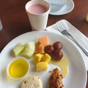 Shahi Palace - Buffet dessert - Indian Near Me - Woodbridge, New Jersey