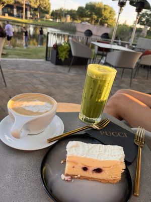 PUCCI Café by null