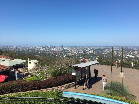 Mount Coot-Tha Summit Lookout by null